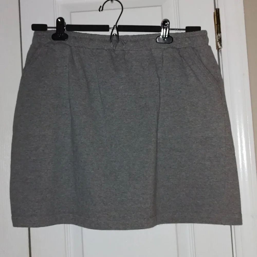 J. Jill gray cotton skirt with side pockets Sz L EUC